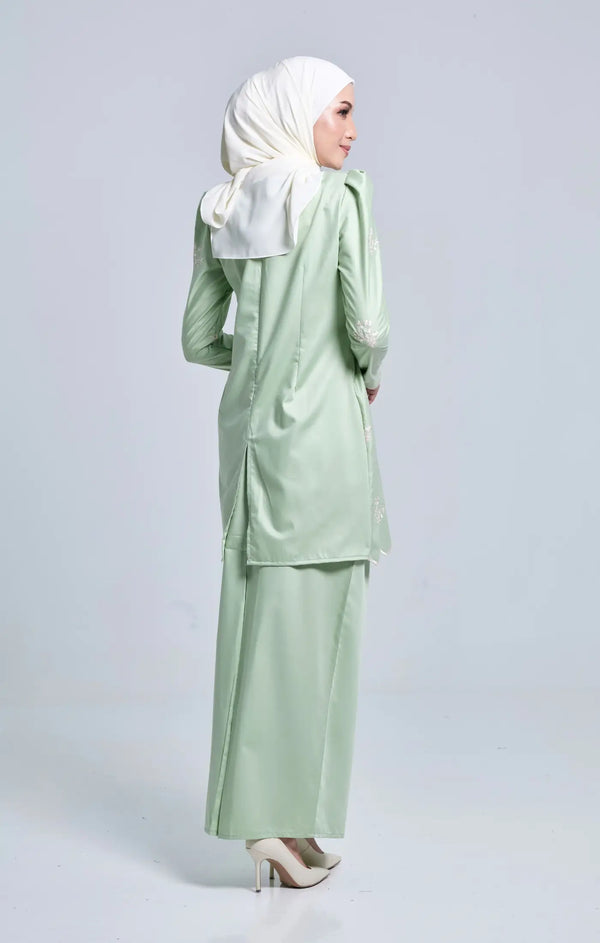 Maleena Kurung Moden Sulam | Light Green